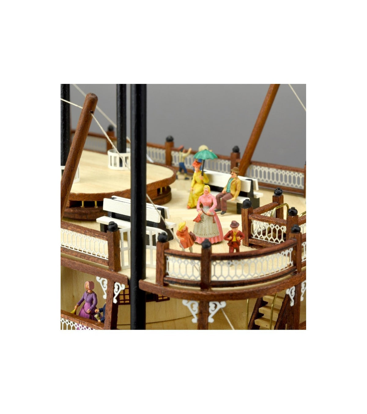 Paddle Steamer King of the Mississippi. 1:80 Wooden Model Kit