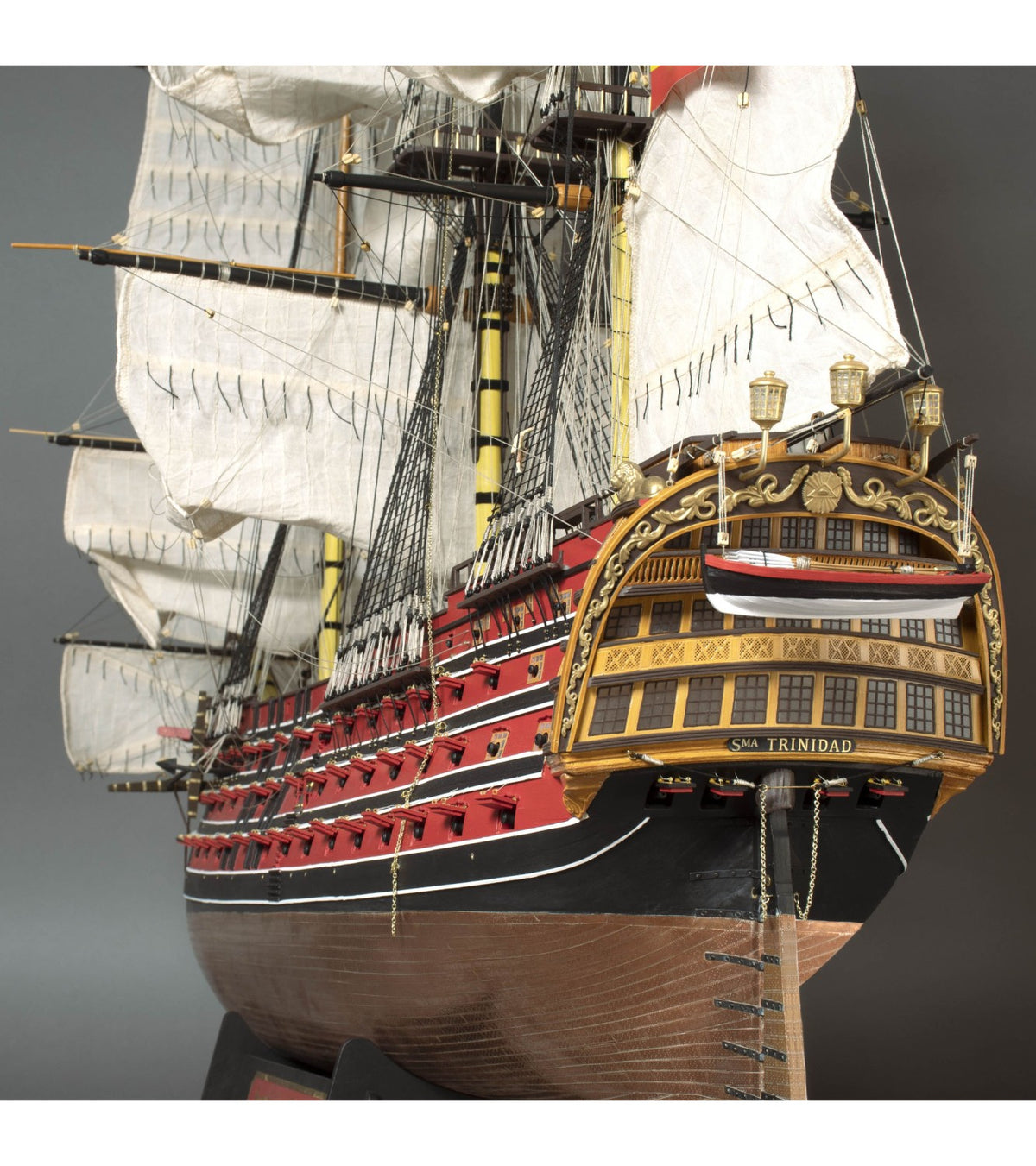 Ship of the Line Sant&iacute;sima TriNi&ntilde;ad 1:84. Wooden Model Ship Kit