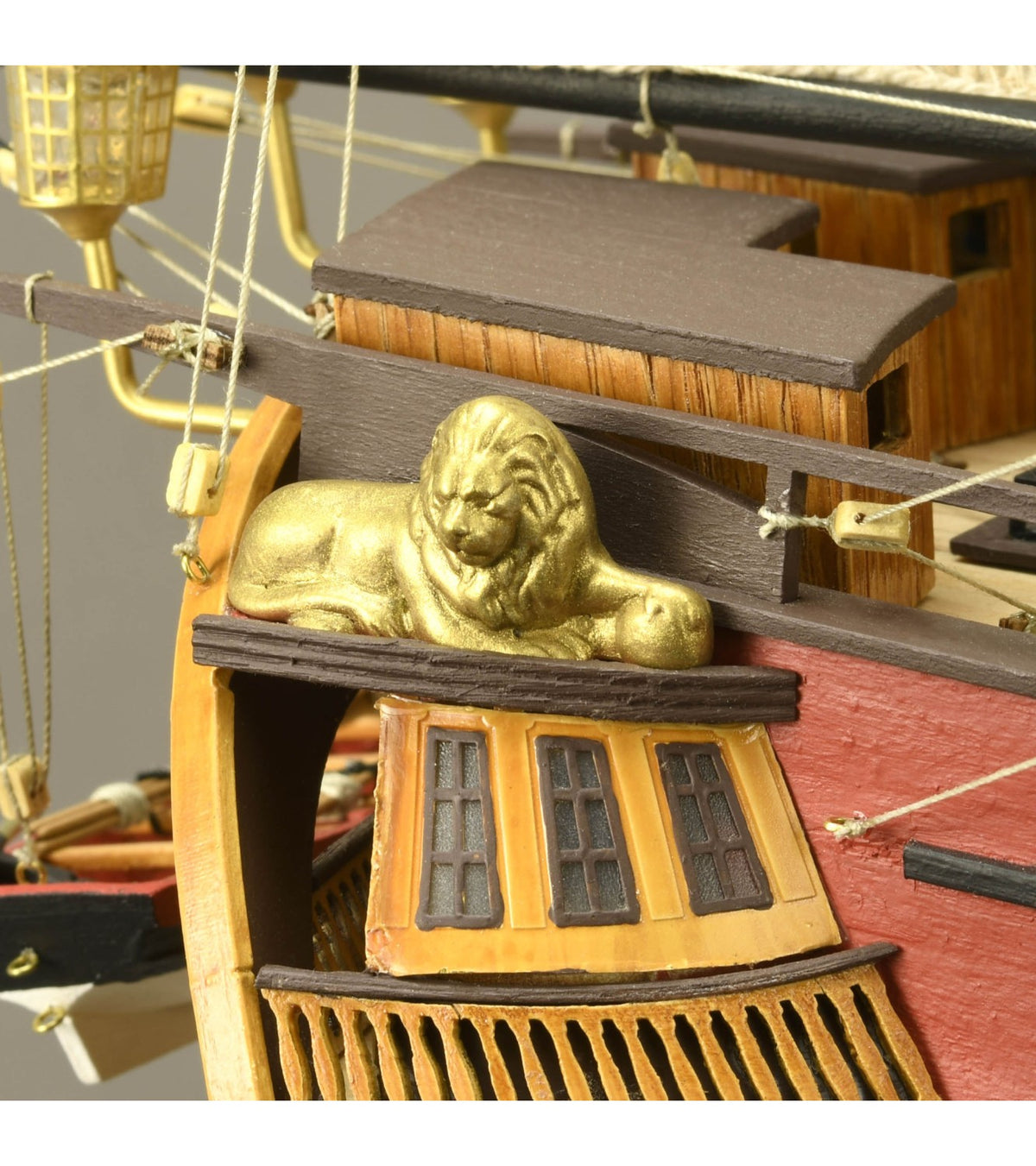 Ship of the Line Sant&iacute;sima TriNi&ntilde;ad 1:84. Wooden Model Ship Kit