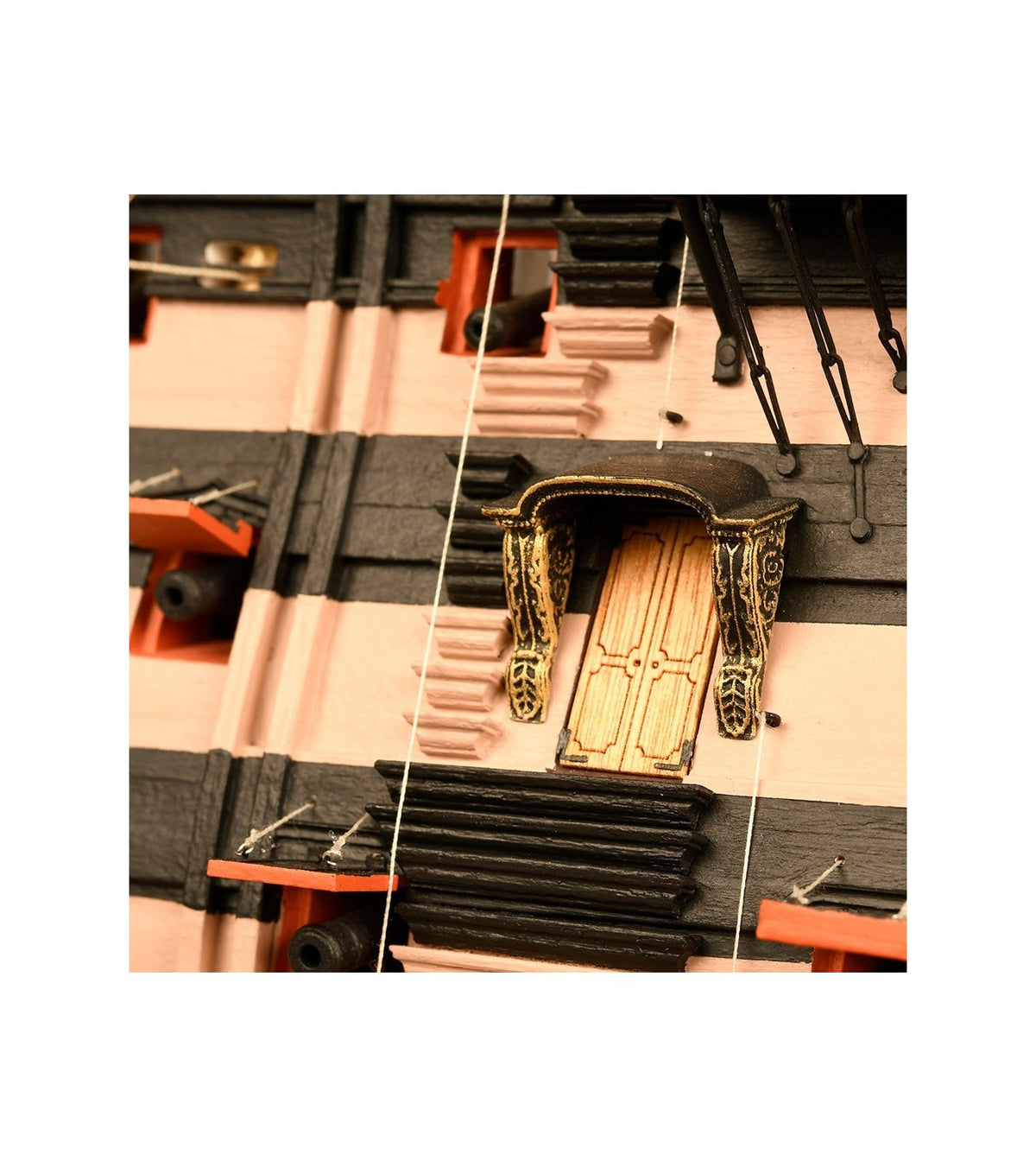 HMS VICTORY Ship of the Line Trafalgar 1805 - 1:84 - Wooden Scale Model Ship