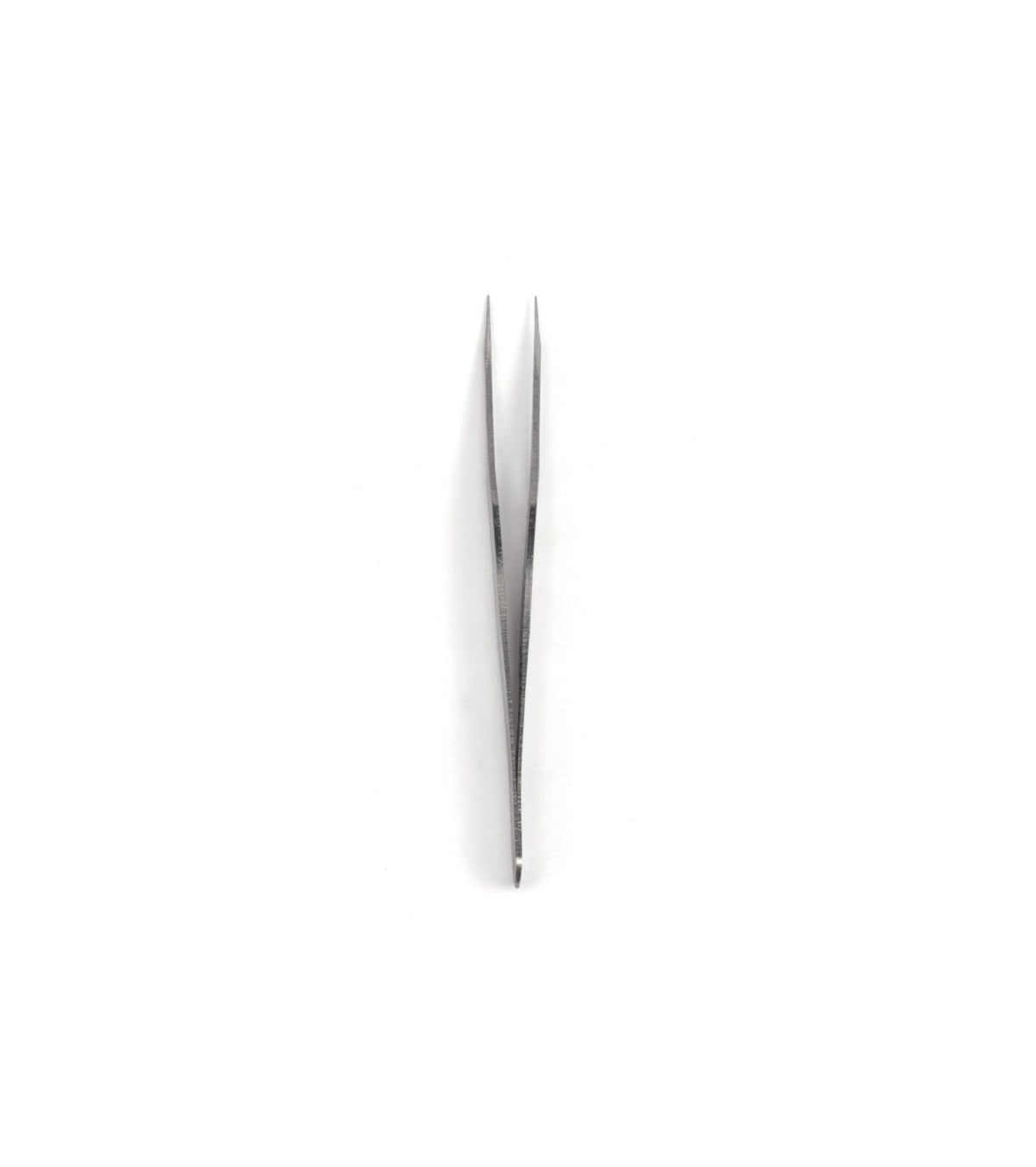 Straight and Precision Clamp for Model Making