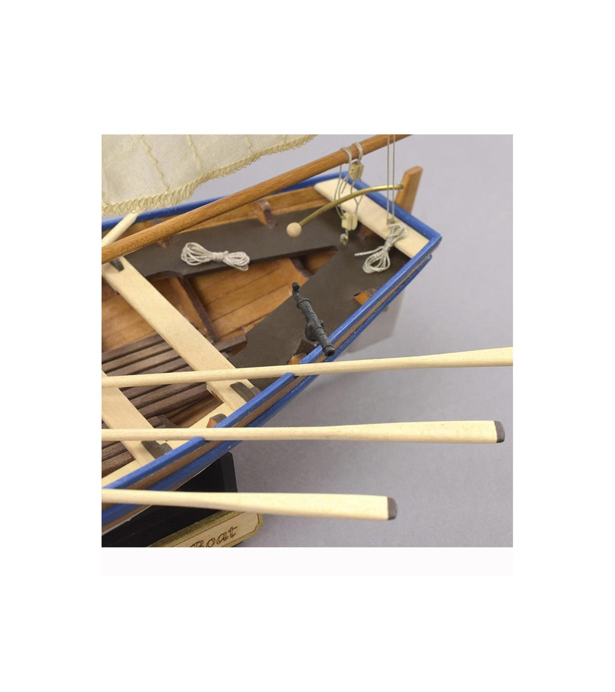 HMS Bounty's Jolly Boat. 1:25 Wooden Model Ship Kit