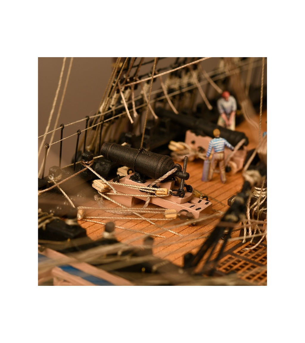 HMS VICTORY Ship of the Line Trafalgar 1805 - 1:84 - Wooden Scale Model Ship