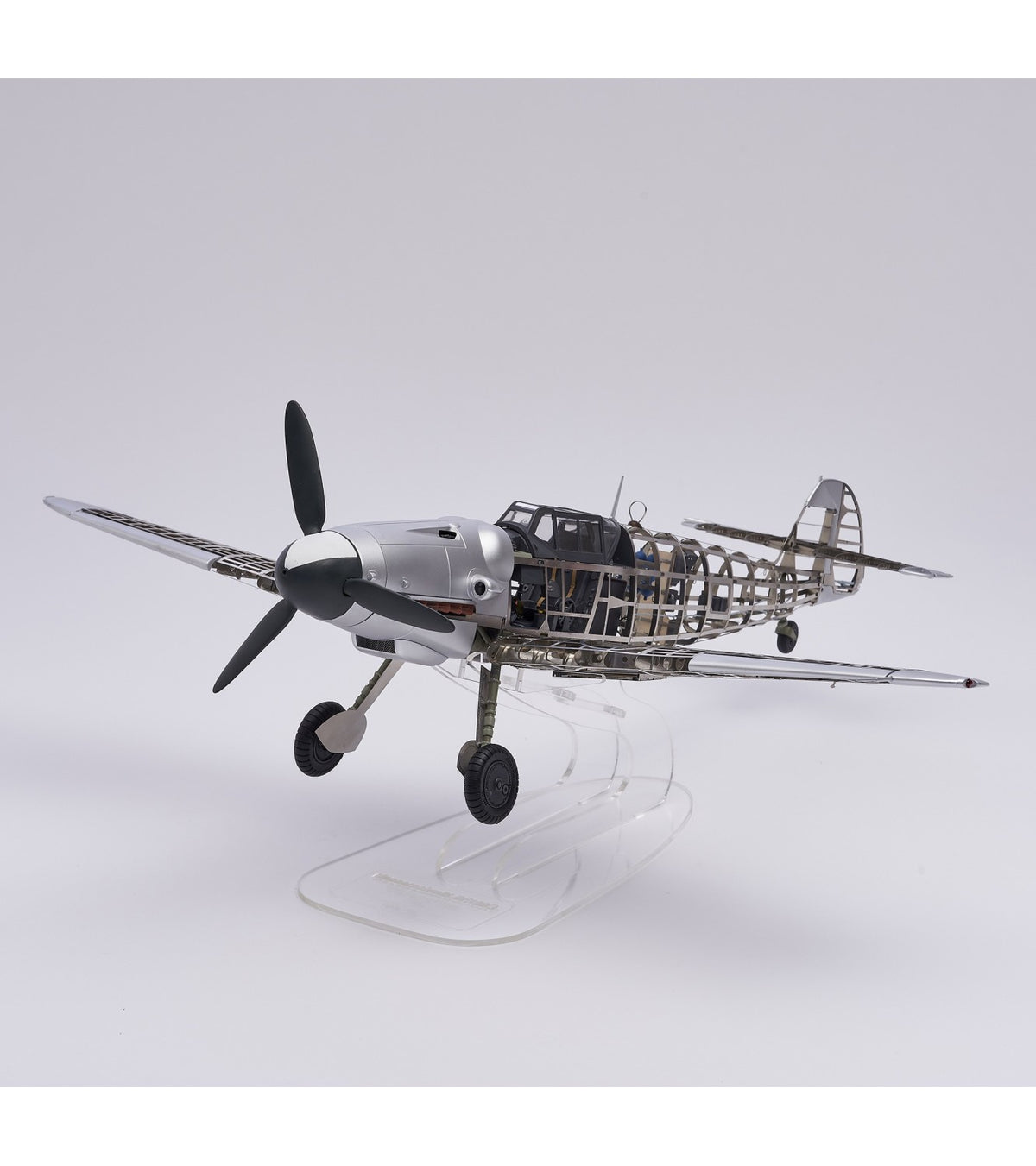 Messerschmitt BF109G Fighter: 1/16 Metal Aircraft Model