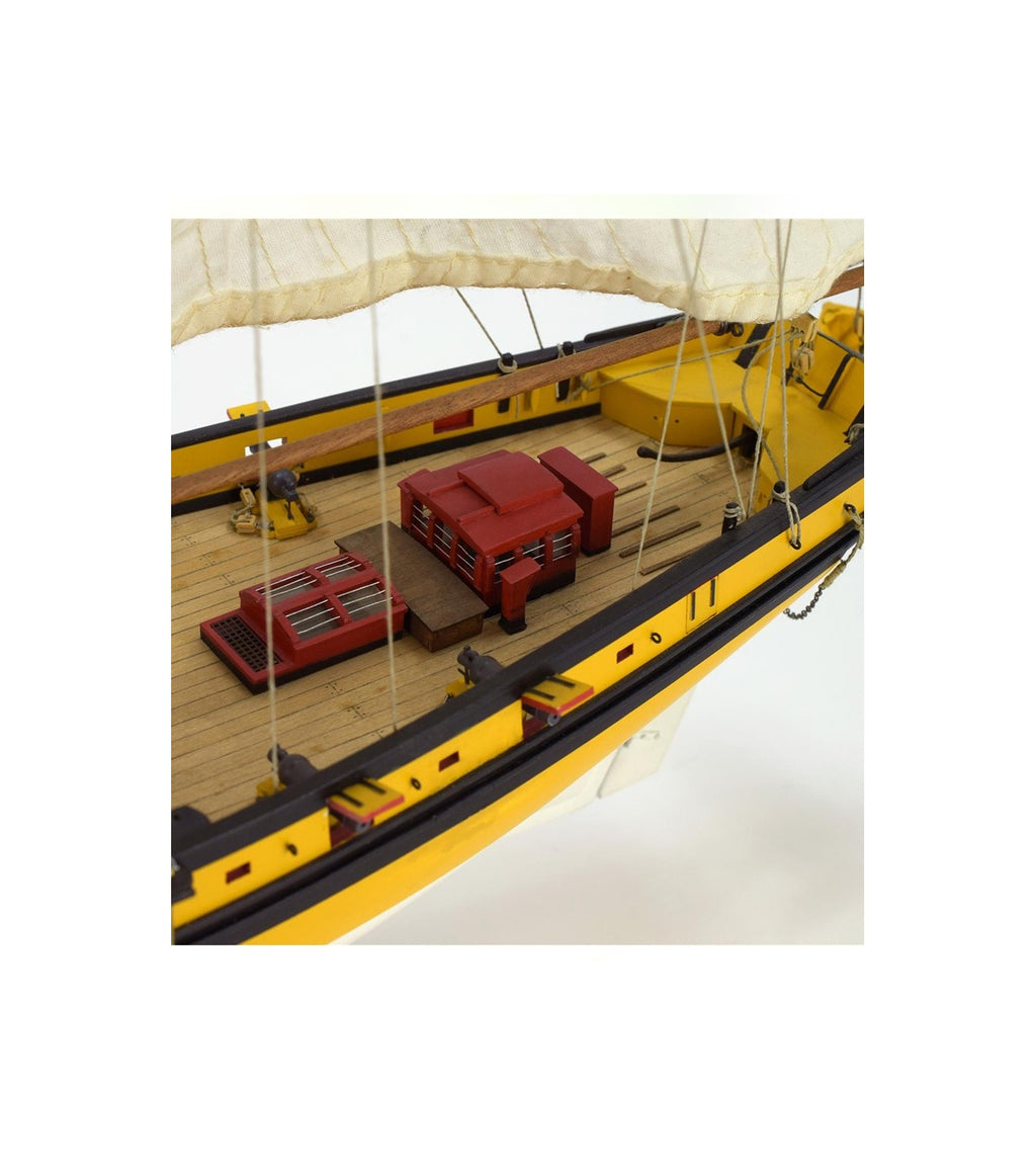 Corsair Cutter Le Renard. 1:50 Wooden Model Ship Kit