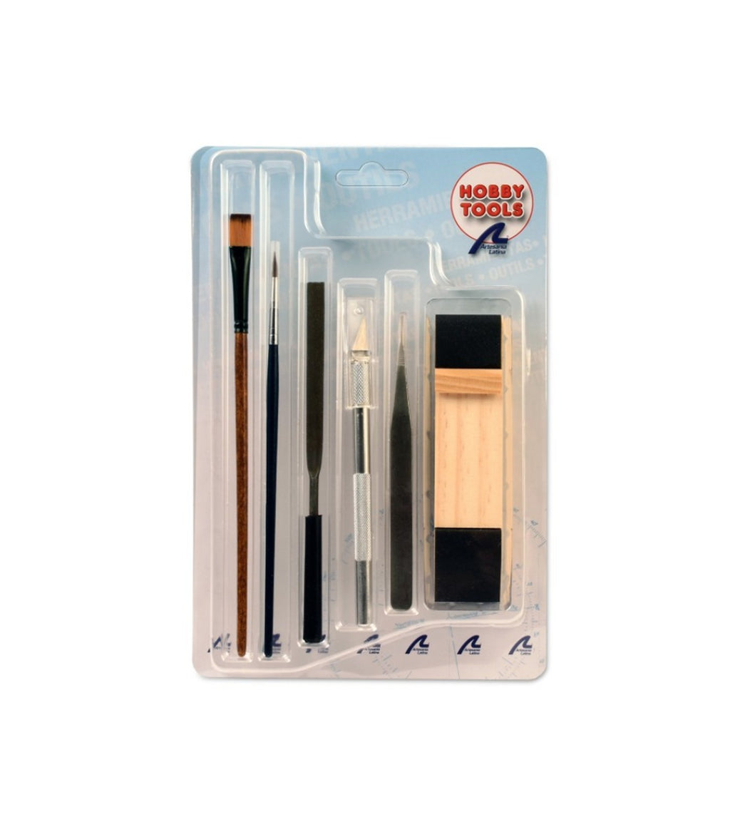 Gift Pack with Ship Model, Figurines, Paints, LEDs and Tools: HMS Victory