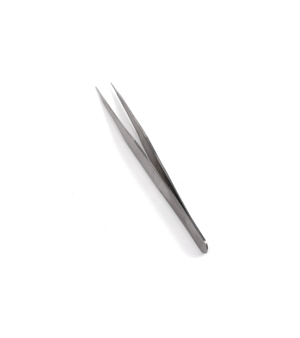 Straight and Precision Clamp for Model Making