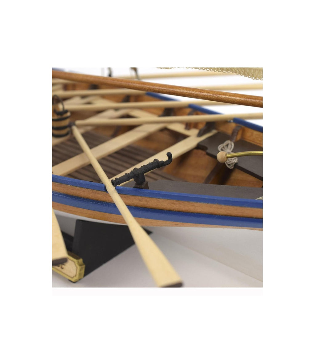 HMS Bounty's Jolly Boat. 1:25 Wooden Model Ship Kit