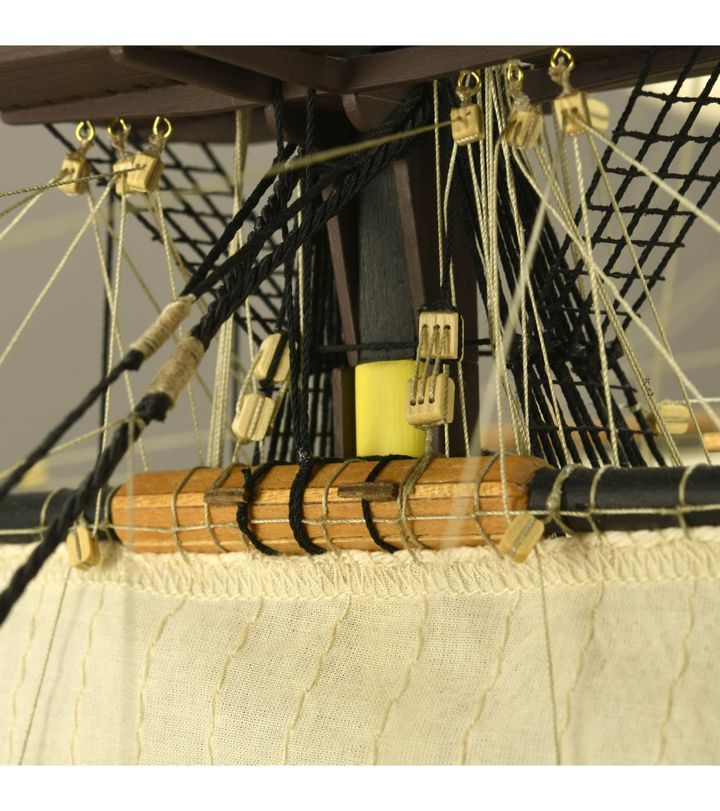 Ship of the Line Sant&iacute;sima TriNi&ntilde;ad 1:84. Wooden Model Ship Kit