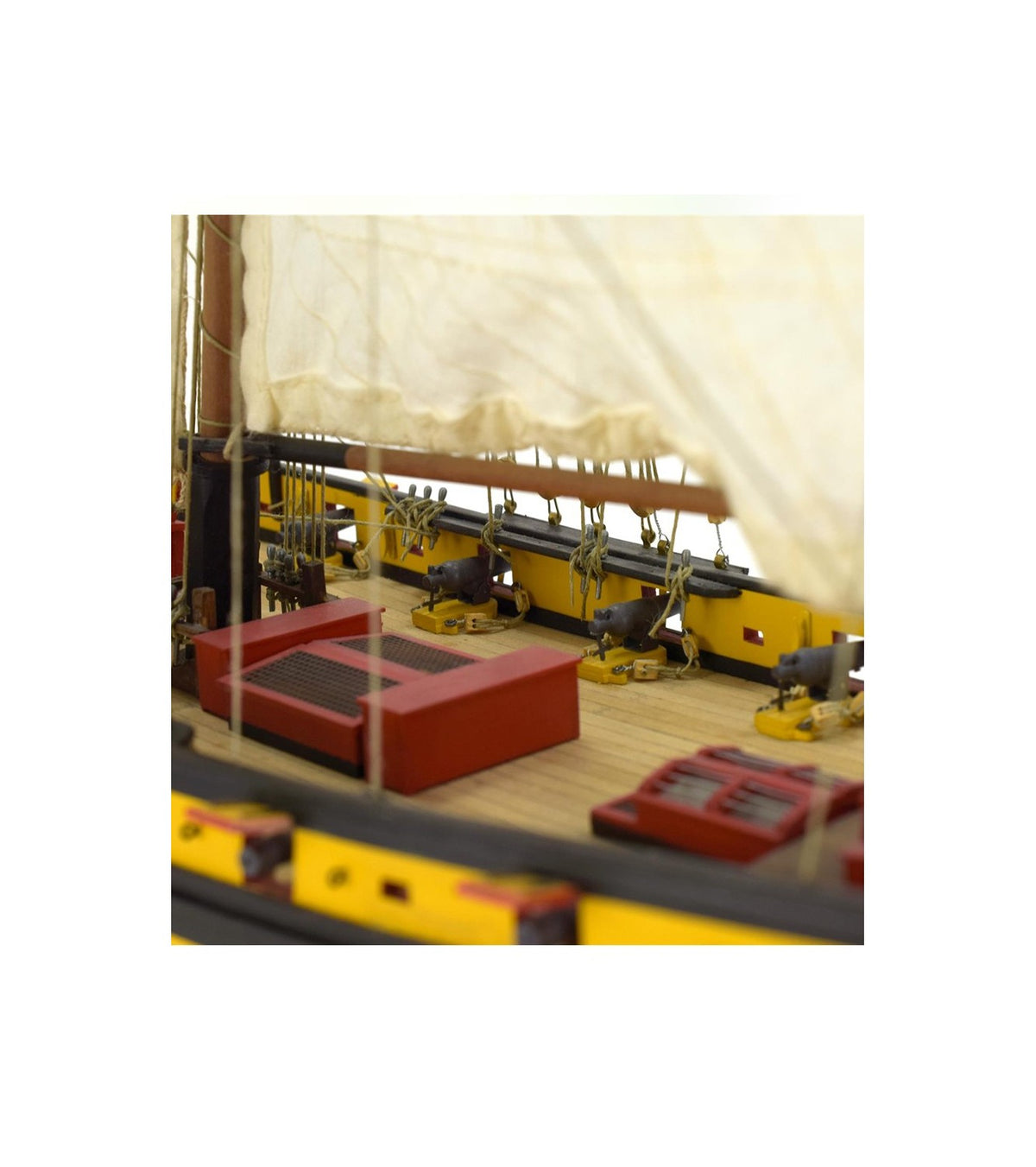 Corsair Cutter Le Renard. 1:50 Wooden Model Ship Kit