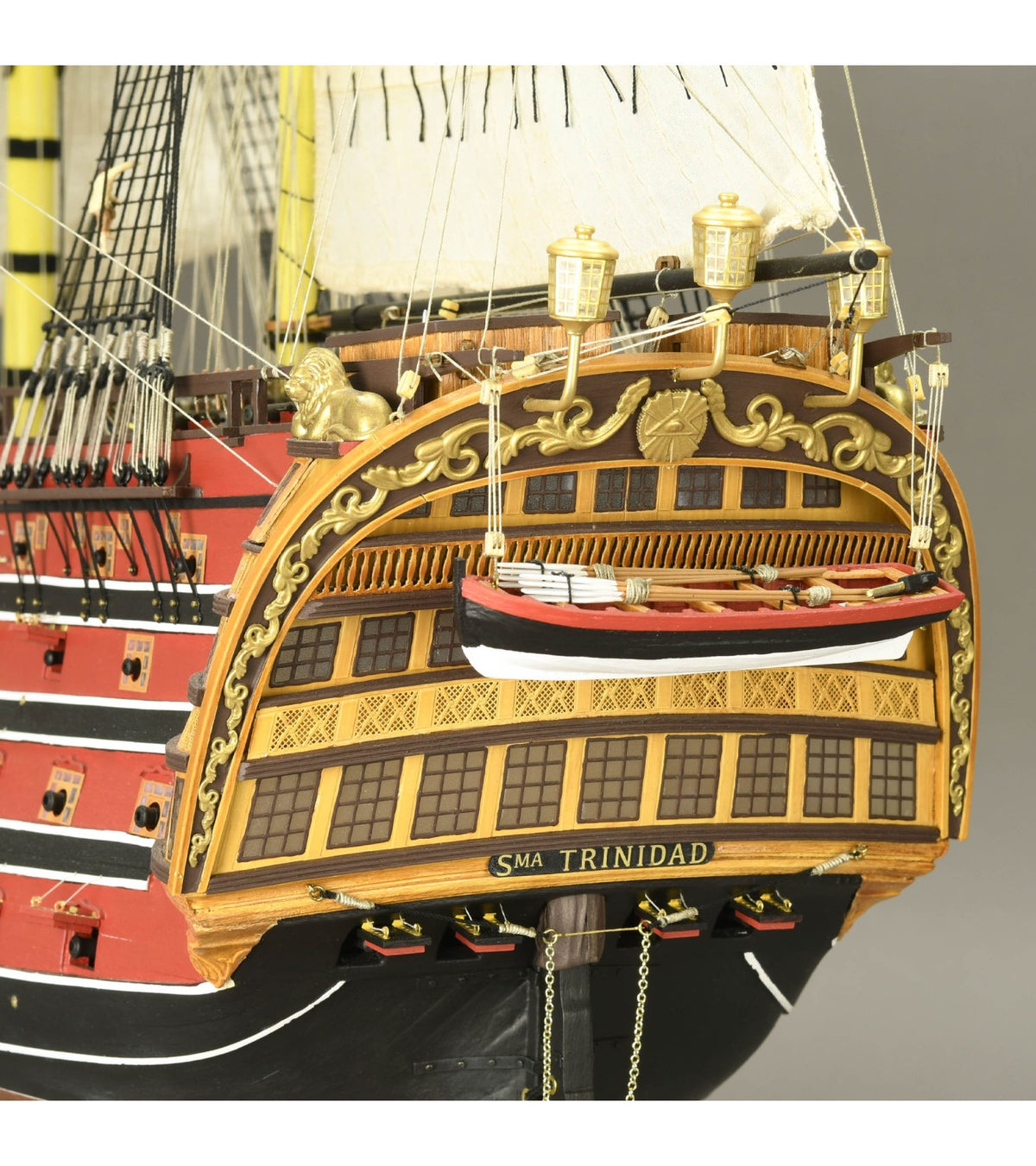 Ship of the Line Sant&iacute;sima TriNi&ntilde;ad 1:84. Wooden Model Ship Kit