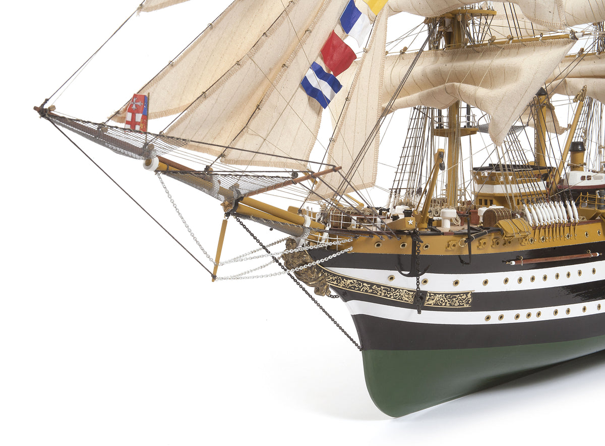 Italien School Ship Amerigo Vespucci 1:100